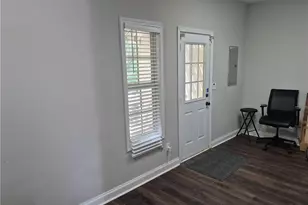 4232 Notting Hill Dr SW, Atlanta, GA 30331 - Photo 7