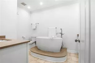 77 Peachtree Pl NE, Atlanta, GA 30309 - Photo 23