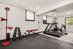 4233 Palm Springs Dr, East Point, GA 30344 - Photo 27