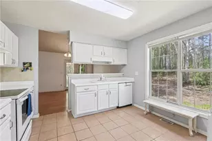 1540 Millhaven Dr, Auburn, GA 30011 - Photo 9