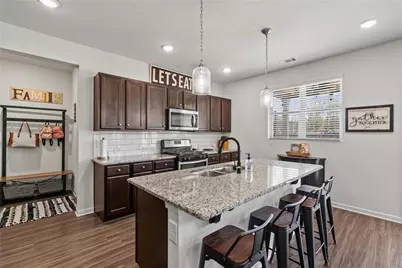 7378 Embassy Trace, Riverdale, GA 30296 - Photo 15