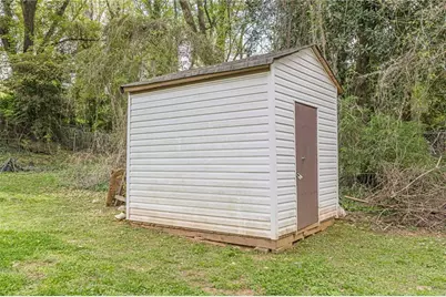 3182 Lake Avenue, Hapeville, GA 30354 - Photo 9