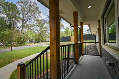 1747 Glenhaven Circle, Decatur, GA 30035 - Photo 9