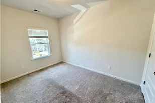 261 Dupont Dr, Cartersville, GA 30121 - Photo 9