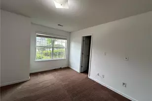 1040 Baltic Way, Lithonia, GA 30058 - Photo 17