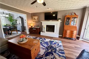 926 W Mill Trce NW, Kennesaw, GA 30152 - Photo 11