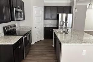 2217 Hastings Mnr Ct, Hampton, GA 30228 - Photo 5