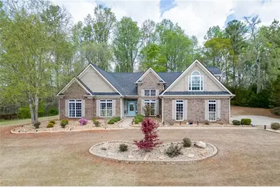 209 Legendary Drive, Hoschton, GA 30548 - Photo 1