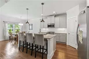 3910 Hamilton Cove Ct, Cumming, GA 30028 - Photo 13