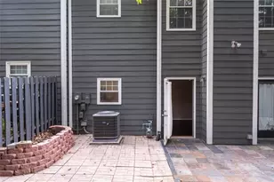 2680 Pine Tree Rd NE, Atlanta, GA 30324 - Photo 31