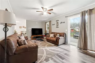 6642 Forestdale Ln, Douglasville, GA 30135 - Photo 11