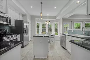 2198 Whitehall Dr NE, Marietta, GA 30066 - Photo 9