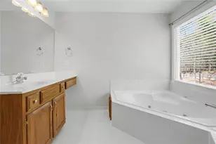 970 Chaucer Gate Ct NE, Lawrenceville, GA 30043 - Photo 25