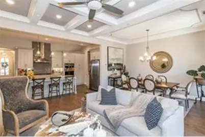 121 Via Roma, Woodstock, GA 30188 - Photo 11