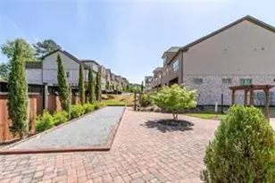 121 Via Roma, Woodstock, GA 30188 - Photo 43