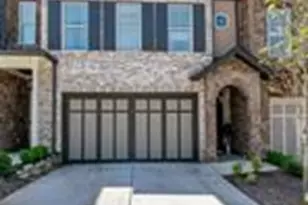 121 Via Roma, Woodstock, GA 30188 - Photo 3