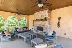 121 Via Roma, Woodstock, GA 30188 - Photo 41