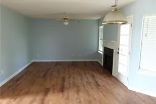 611 Dove Ln, Stone Mountain, GA 30087 - Photo 11