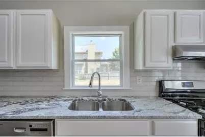 679 Jones Avenue NW, Atlanta, GA 30314 - Photo 9