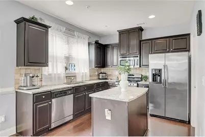 2306 Oakton Place SE, Smyrna, GA 30082 - Photo 5