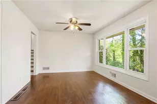 2166 Capehart Pl NE, Atlanta, GA 30345 - Photo 9