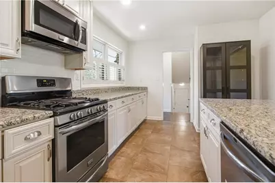 2166 Capehart Place NE, Atlanta, GA 30345 - Photo 7