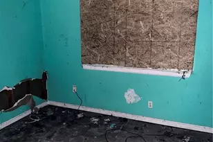 2430 Cheryl Lynne Ln, Atlanta, GA 30349 - Photo 7