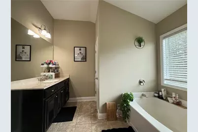 2261 Line Drive, Lawrenceville, GA 30043 - Photo 25