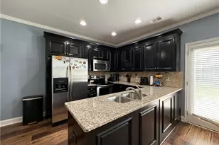 2261 Line Dr, Lawrenceville, GA 30043 - Photo 3