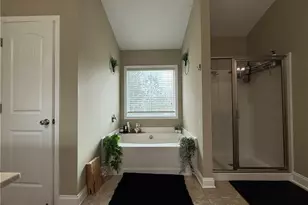 2261 Line Dr, Lawrenceville, GA 30043 - Photo 21