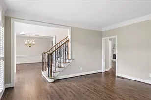 250 Steeple Pointe Dr, Roswell, GA 30076 - Photo 21