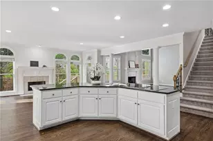 250 Steeple Pointe Dr, Roswell, GA 30076 - Photo 15