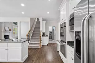 250 Steeple Pointe Dr, Roswell, GA 30076 - Photo 13