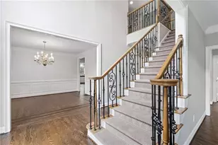 250 Steeple Pointe Dr, Roswell, GA 30076 - Photo 5