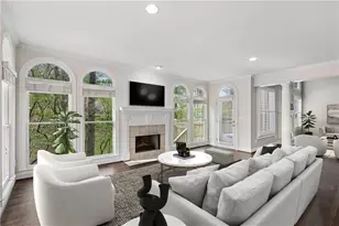 250 Steeple Pointe Dr, Roswell, GA 30076 - Photo 9