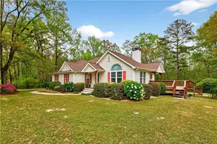 185 Lowell Dr, Sharpsburg, GA 30277 - Photo 7