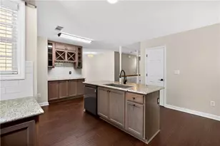 185 Lowell Dr, Sharpsburg, GA 30277 - Photo 11