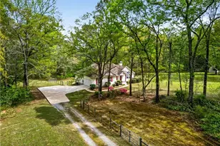 185 Lowell Dr, Sharpsburg, GA 30277 - Photo 35