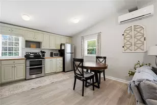 1817 Hardman Ln, Woodstock, GA 30188 - Photo 5