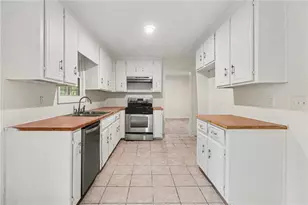 2227 McQuiston Dr SW, Marietta, GA 30064 - Photo 11