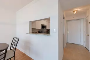 2870 Pharr Ct South NW, Atlanta, GA 30305 - Photo 13