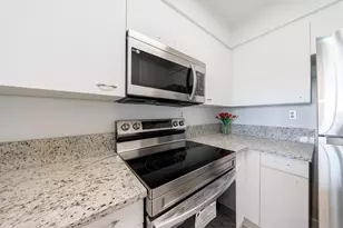 2870 Pharr Ct South NW, Atlanta, GA 30305 - Photo 7