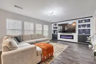 7583 Waverly Loop, Fairburn, GA 30213 - Photo 3