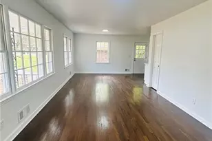 2344 Hollyridge Dr SW, Marietta, GA 30060 - Photo 15