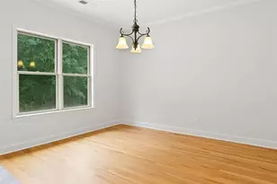 2200 Spruce Lake Dr, Dacula, GA 30019 - Photo 9