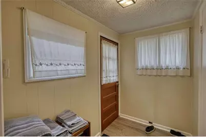 1697 County Line Ext, Mansfield, GA 30055 - Photo 15