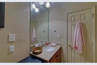 605 Candler Street Bldg C Unit #3, Gainesville, GA 30501 - Photo 17