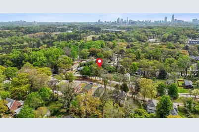 761 N Evelyn Place NW, Atlanta, GA 30318 - Photo 7