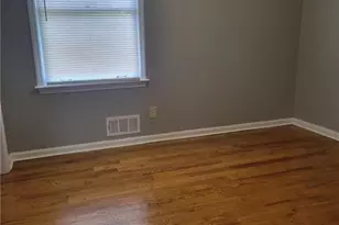 2640 Bluffton Rd, Buford, GA 30519 - Photo 13