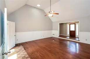 3305 Kelly Glen Ct, Dacula, GA 30019 - Photo 9